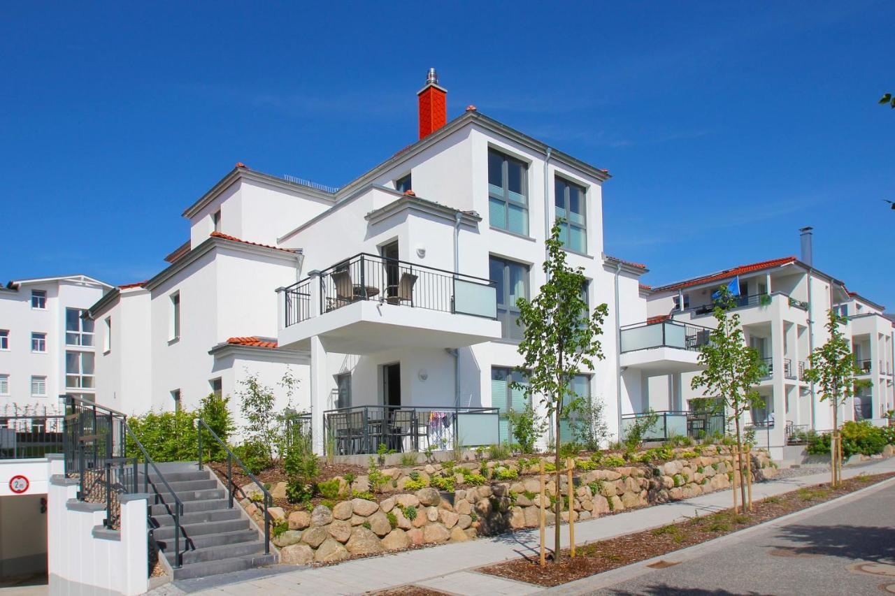 Zentrale Fewo Mit Terrasse, Gratis Nutzung Vom Ahoi Erlebnisbad Und Sauna In Sellin - Villa Anni Fewo 02 괴렌 외부 사진