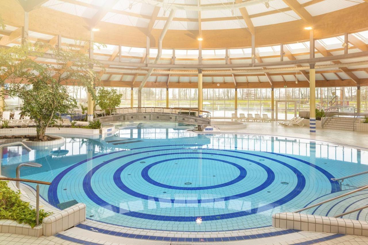 Zentrale Fewo Mit Terrasse, Gratis Nutzung Vom Ahoi Erlebnisbad Und Sauna In Sellin - Villa Anni Fewo 02 괴렌 외부 사진