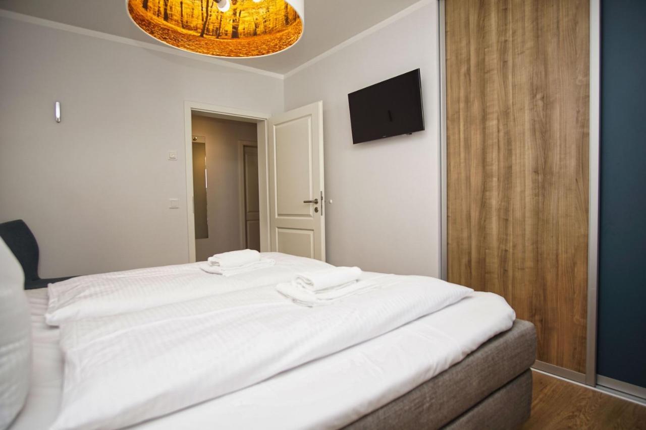 Zentrale Fewo Mit Terrasse, Gratis Nutzung Vom Ahoi Erlebnisbad Und Sauna In Sellin - Villa Anni Fewo 02 괴렌 외부 사진