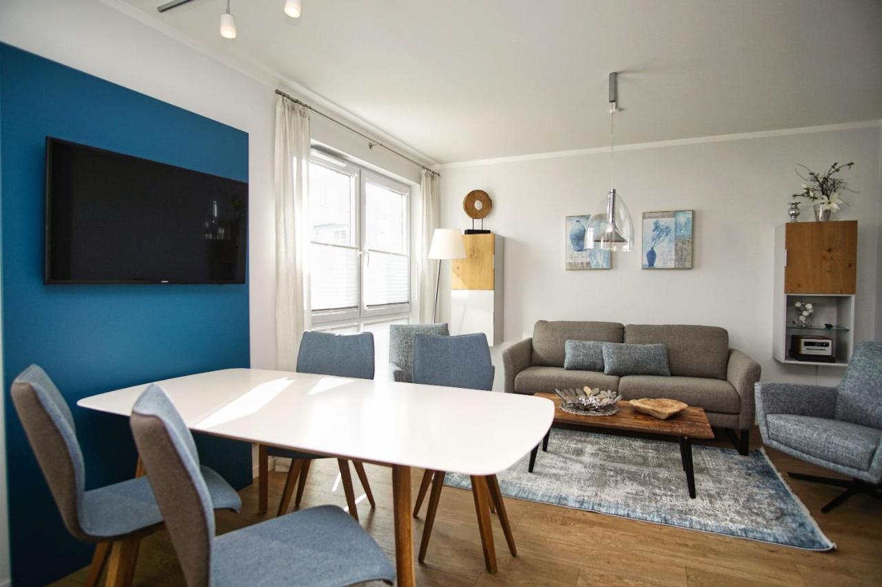 Zentrale Fewo Mit Terrasse, Gratis Nutzung Vom Ahoi Erlebnisbad Und Sauna In Sellin - Villa Anni Fewo 02 괴렌 외부 사진