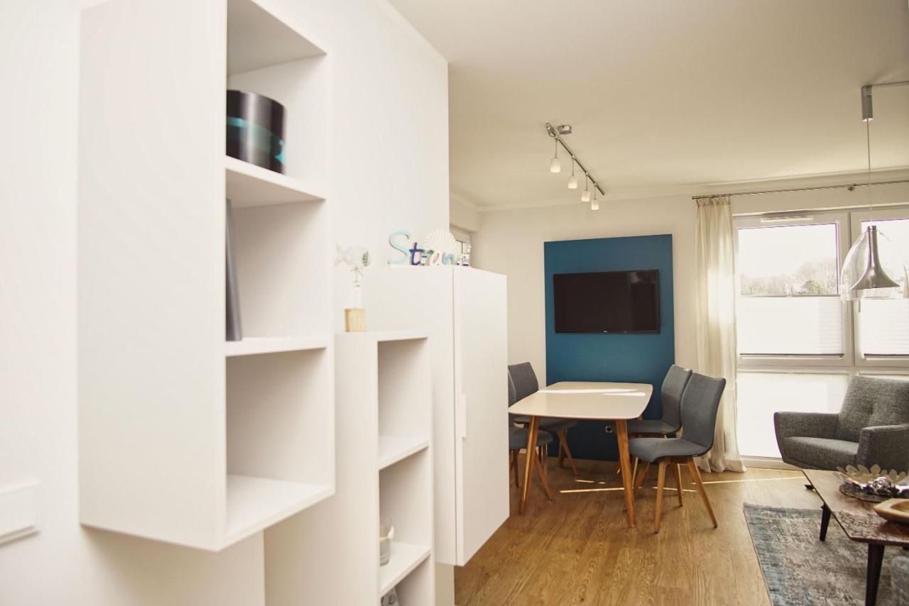 Zentrale Fewo Mit Terrasse, Gratis Nutzung Vom Ahoi Erlebnisbad Und Sauna In Sellin - Villa Anni Fewo 02 괴렌 외부 사진